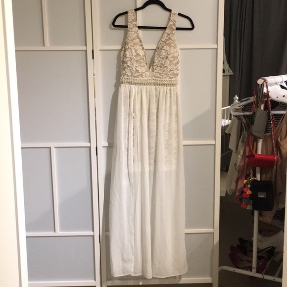 Prom/ Grad Dress - Picture 3 of 7